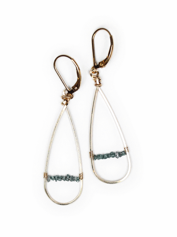 CE1094-Green-Diamond-Linear-Hoops